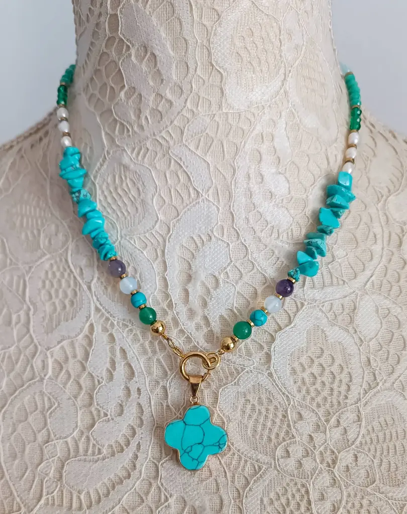 Collar Piedras Naturales "Ana"