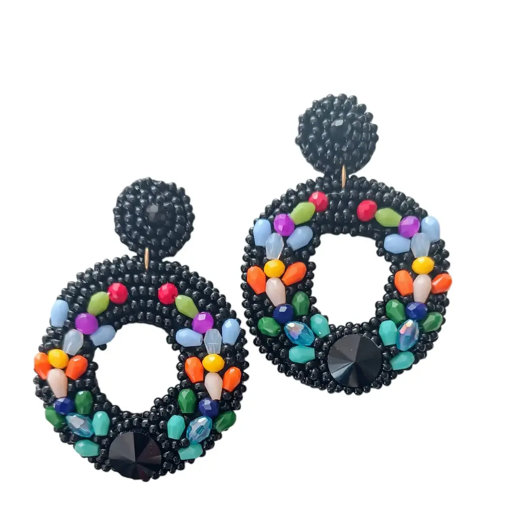 Aretes Bordados Dona