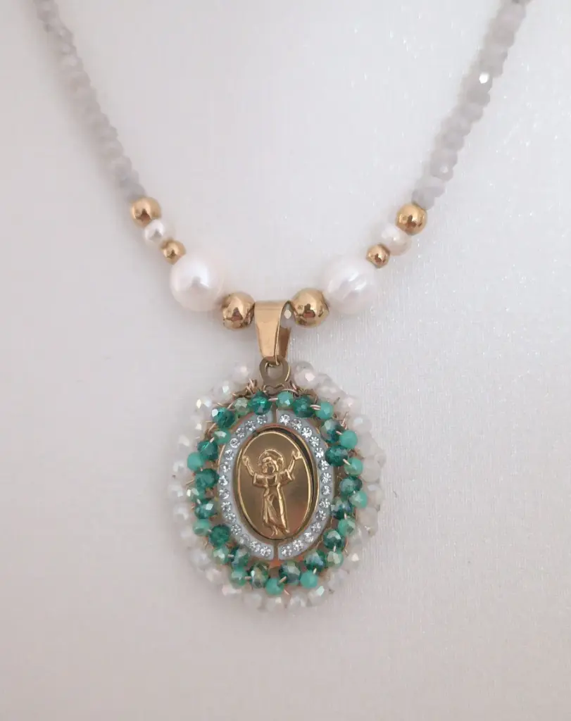 Collar Divino Niño